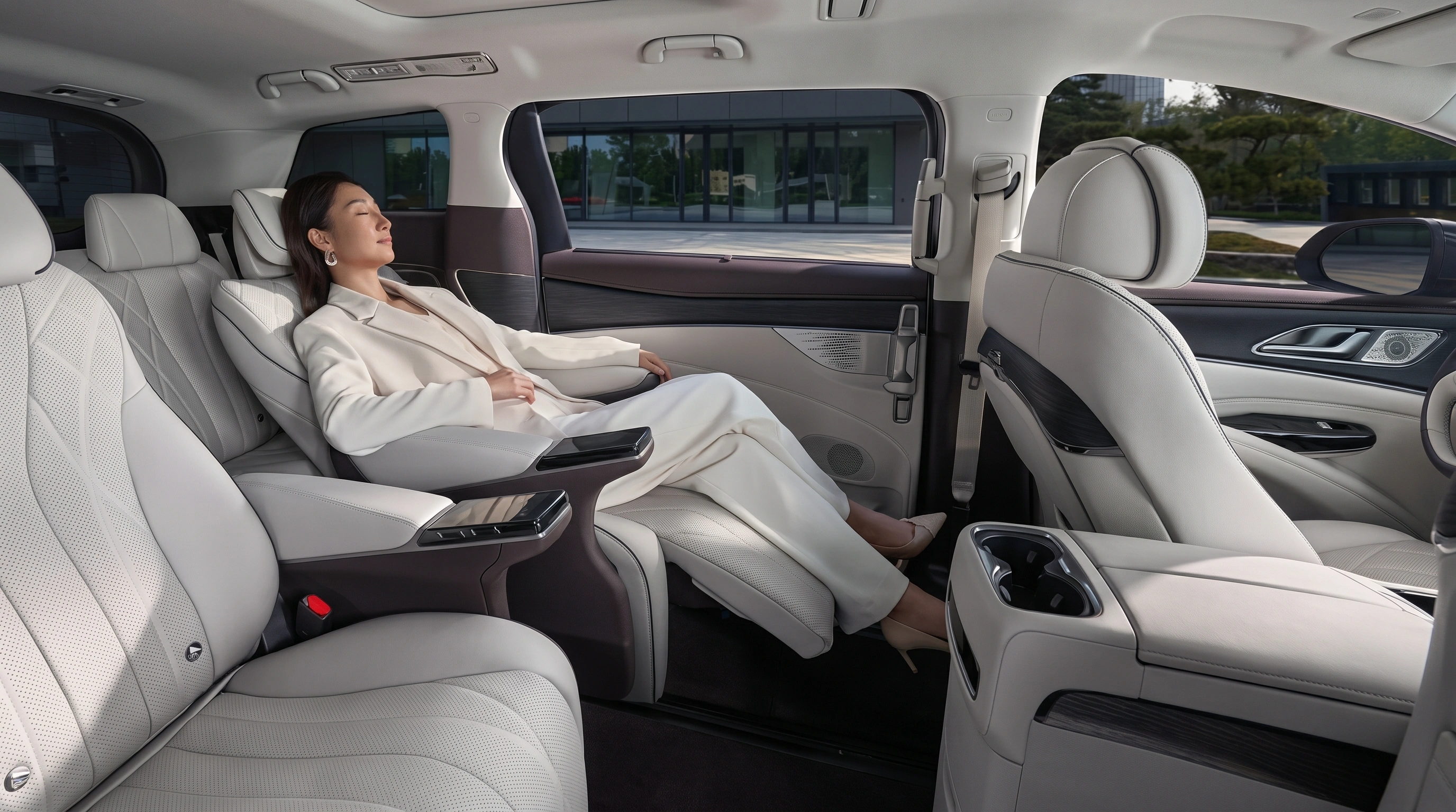 Reinventing Executive Travel in Jakarta: Why the DENZA D9 is the New Status Quo